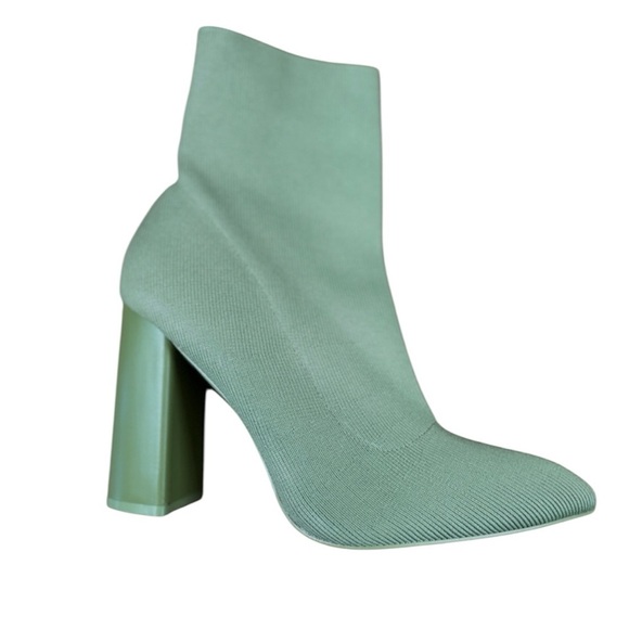 PUBLIC DESIRE Exclusive Wide Fit Loyal heel sock boot olive knit-Green sz 7 Wide - Picture 1 of 14